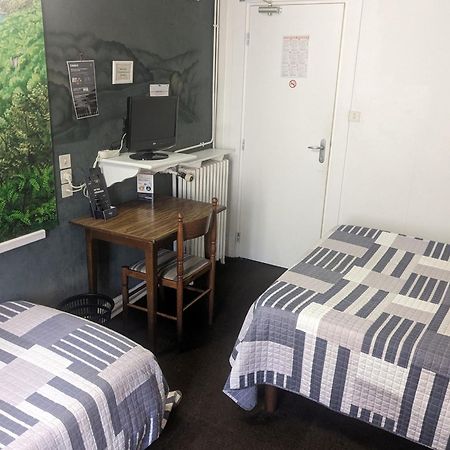 Le Rider Hotell Bort-les-Orgues Exteriör bild