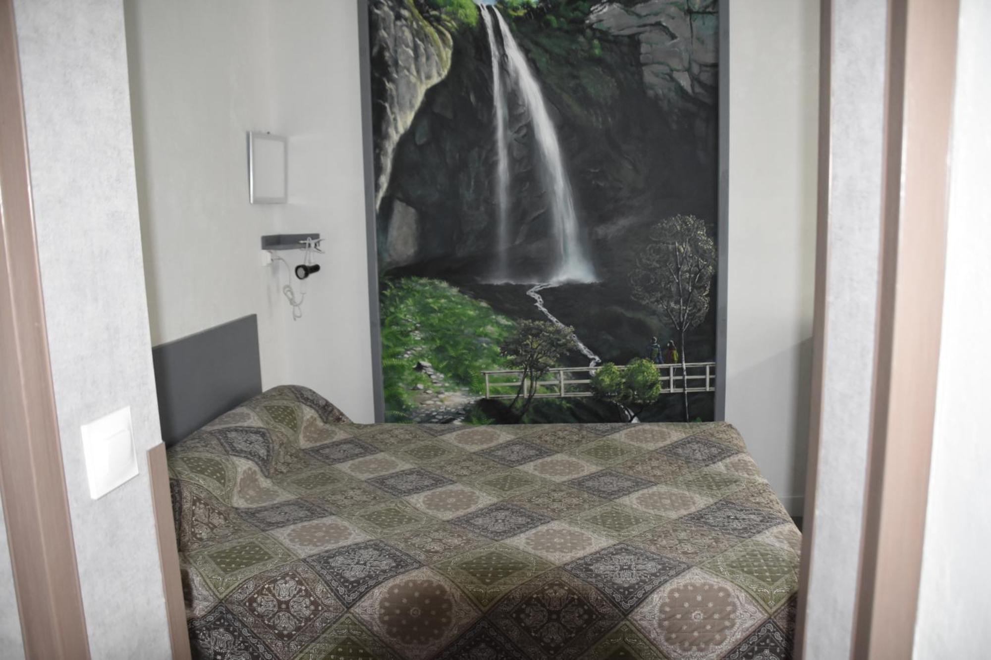 Le Rider Hotell Bort-les-Orgues Exteriör bild