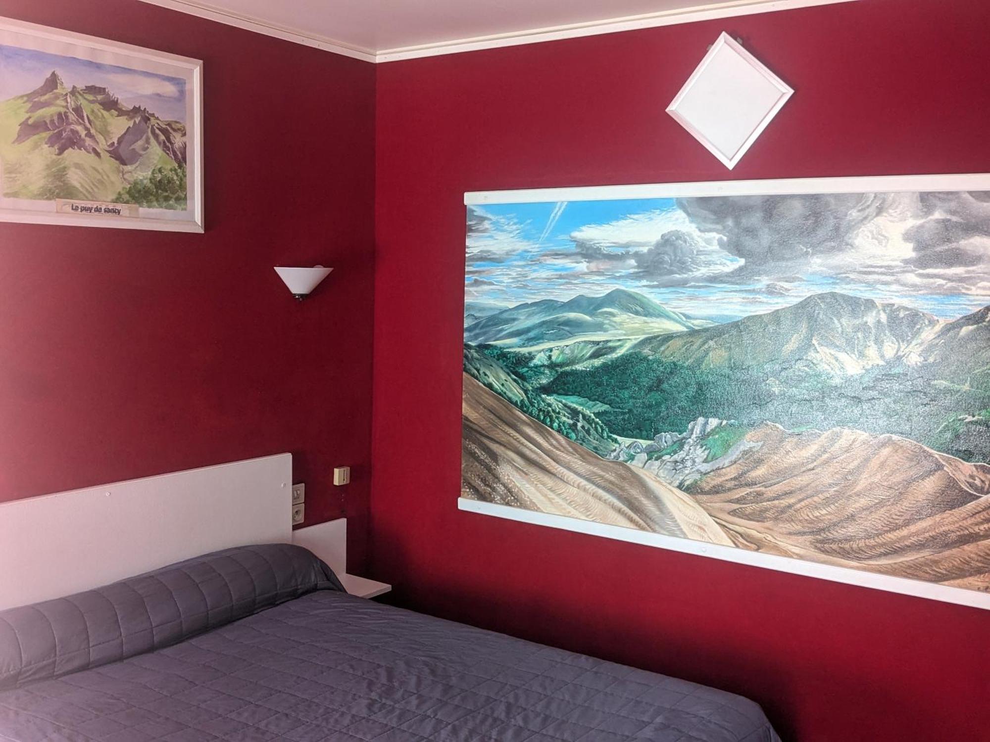 Le Rider Hotell Bort-les-Orgues Exteriör bild